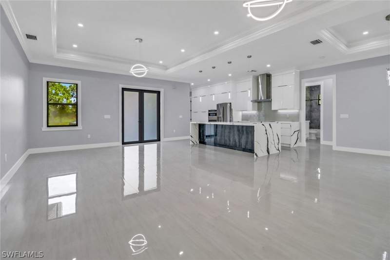 4 bedroom SingleFamilyResidence at 3520 27th Ave NE, Golden Gate Estates, Naples — photo 5