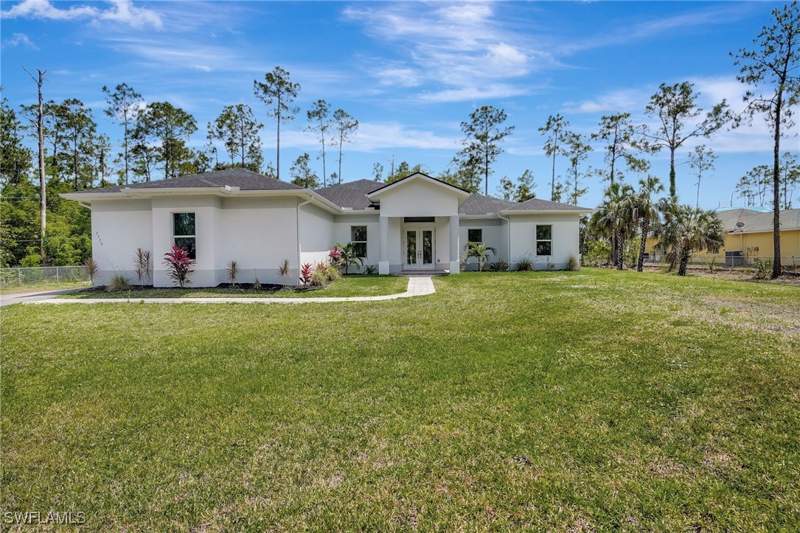 4 bedroom SingleFamilyResidence at 3390 12th Ave SE, Golden Gate Estates, Naples — photo 2