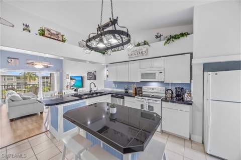 7980 Mahogany Run Ln 123, Naples FL - photo 11 of 41