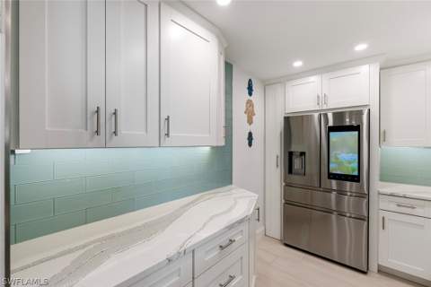 4005 Gulf Shore Blvd N 904, Naples FL - photo 14 of 49
