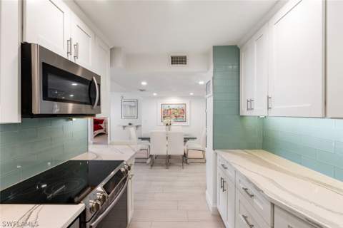 4005 Gulf Shore Blvd N 904, Naples FL - photo 16 of 49