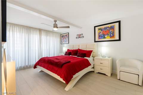 4005 Gulf Shore Blvd N 904, Naples FL - photo 8 of 49