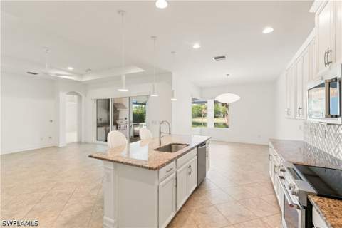 14731 Nautilus Pl, Naples FL - photo 11 of 48