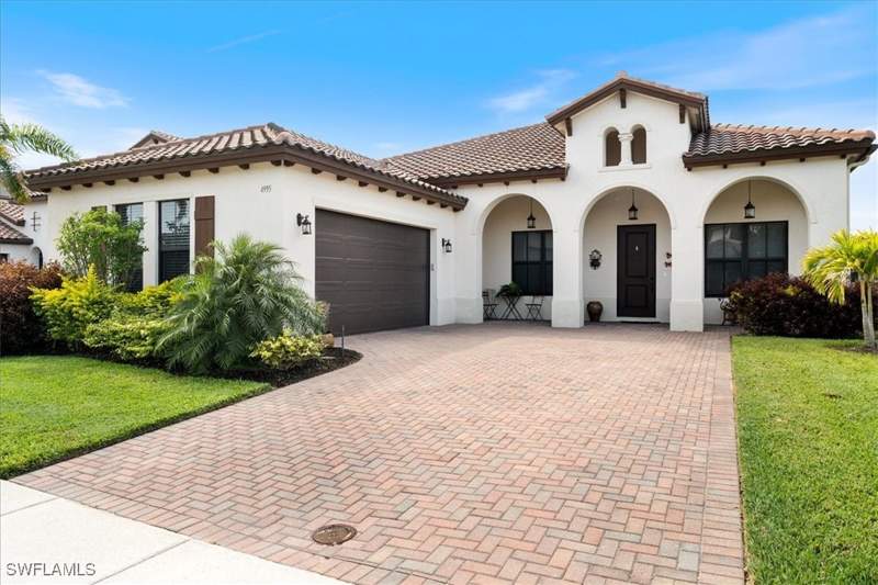 4 bedroom SingleFamilyResidence at 4995 Corrado Ave, Maple Ridge, Ave Maria — photo 2