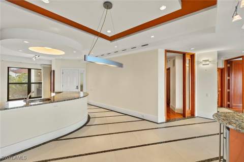 625 La Peninsula Blvd 625, Naples FL - photo 15 of 35