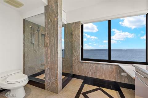 625 La Peninsula Blvd 625, Naples FL - photo 21 of 35