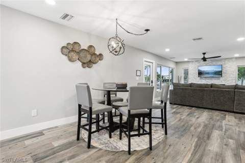 267 Flamingo St, Fort Myers Beach FL - photo 11 of 50