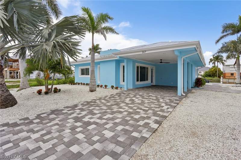 3 bedroom SingleFamilyResidence at 267 Flamingo St, Flamingo Park, Fort Myers Beach — photo 3
