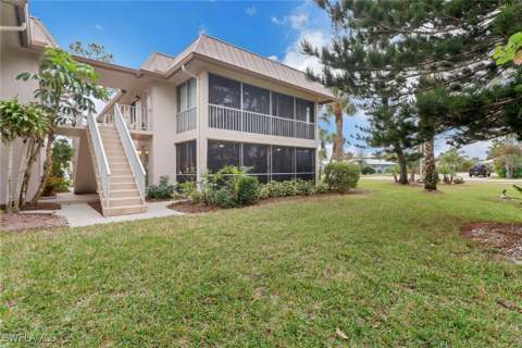 1549 Sandpiper St 1, Naples FL - photo 10 of 16