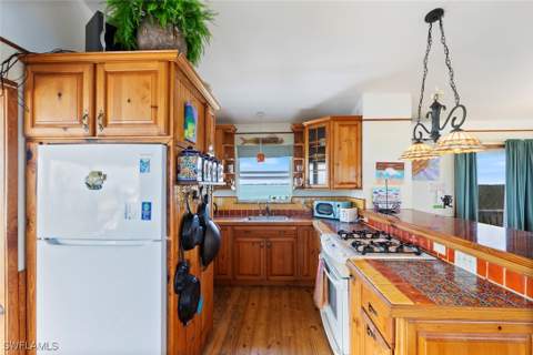 11240 Pejuan Shores, Cayo Costa FL - photo 19 of 47