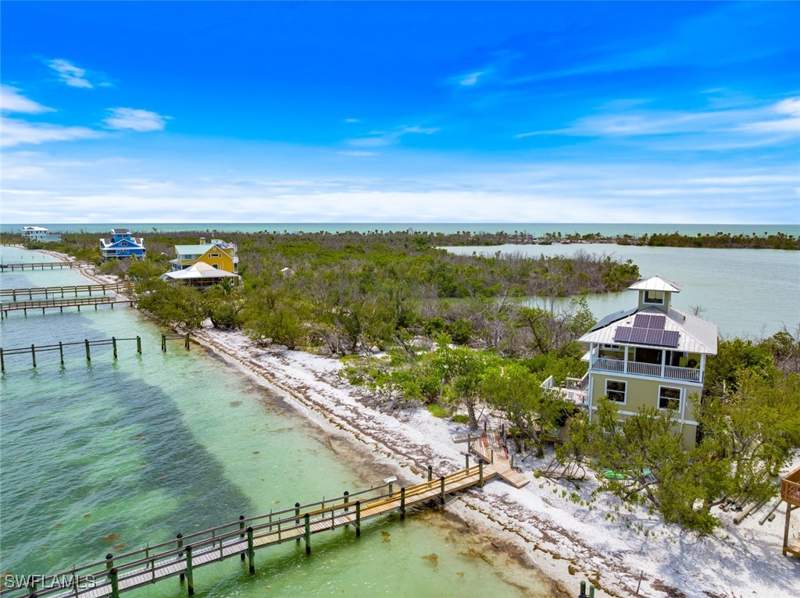 3 bedroom SingleFamilyResidence at 11240 Pejuan Shores, Cayo Costa, Cayo Costa — photo 4
