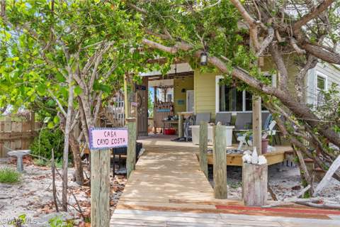 11240 Pejuan Shores, Cayo Costa FL - photo 9 of 47