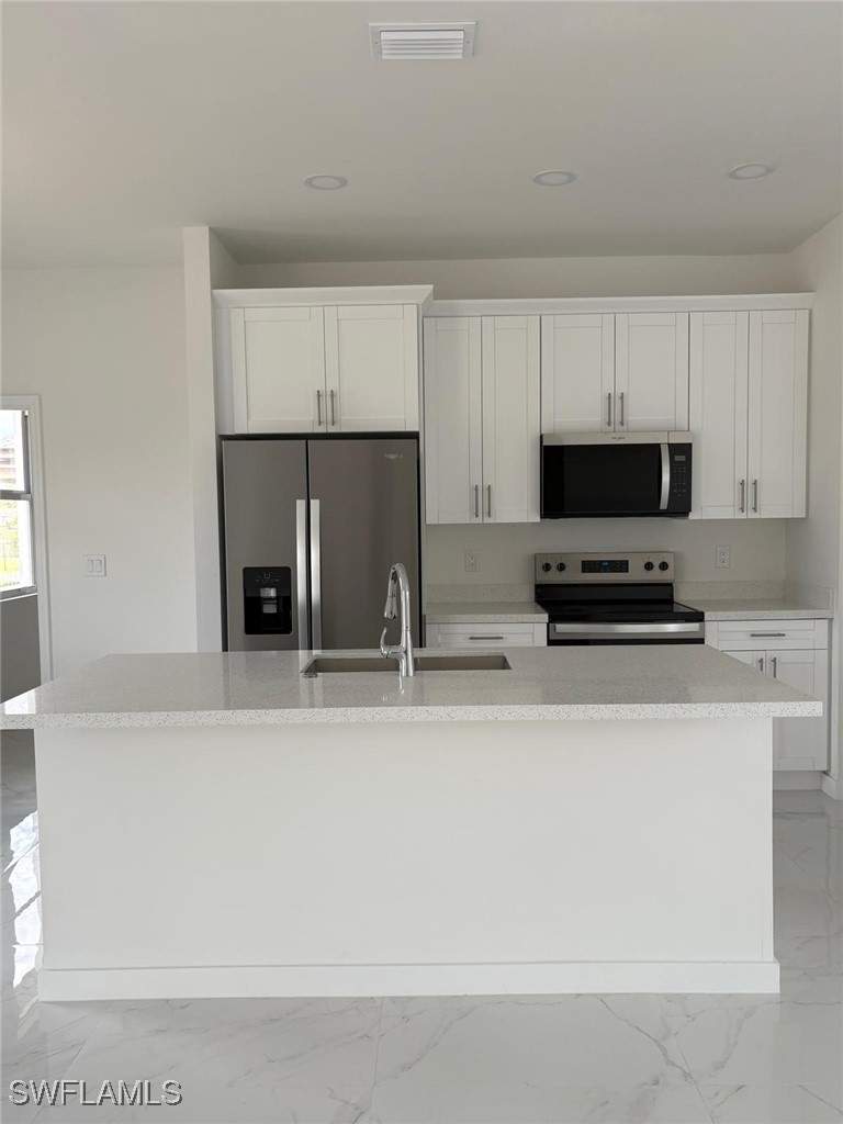 3 bedroom SingleFamilyResidence at 4118 4th St SW, Lehigh Acres, Lehigh Acres — photo 4