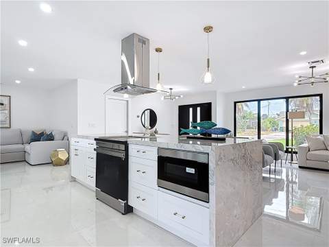 125 SE 41st Ter, Cape Coral FL - photo 12 of 49