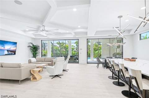 375 Periwinkle Ct, Marco Island FL - photo 8 of 46