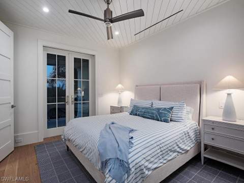 626 S Golf Dr, Naples FL - photo 19 of 32