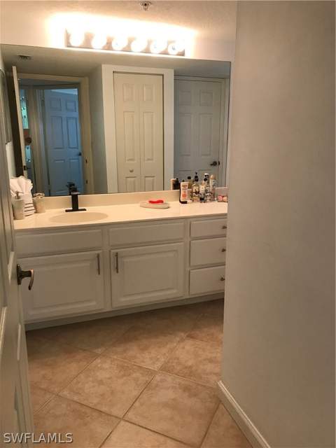 4122 Residence Dr 102, Fort Myers FL - photo 8 of 18