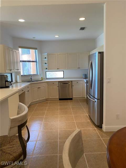 15801 Prentiss Pointe Cir 102, Fort Myers FL - photo 8 of 20