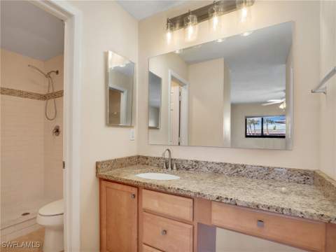 17426 Birchwood Ln 16, Fort Myers FL - photo 17 of 38