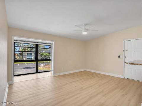 17426 Birchwood Ln 16, Fort Myers FL - photo 9 of 38