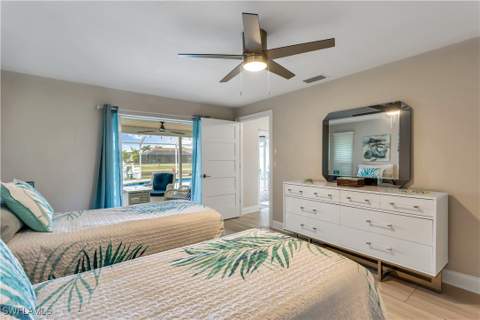 5235 SW 2nd Pl, Cape Coral FL - photo 12 of 38