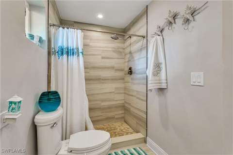 5235 SW 2nd Pl, Cape Coral FL - photo 15 of 38