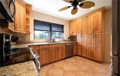 427 Torrey Pines Pt, Naples FL - photo 14 of 50