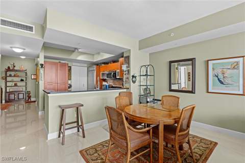 3000 Oasis Grand Blvd 2203, Fort Myers FL - photo 8 of 24