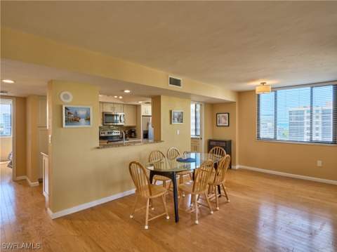 17 Bluebill Ave 901, Naples FL - photo 11 of 28