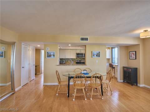 17 Bluebill Ave 901, Naples FL - photo 12 of 28