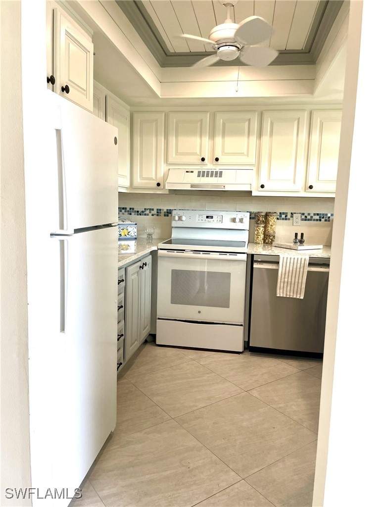 2 bedroom Condominium at 325 Charlemagne Blvd B207, Riviera Golf Estates, Naples — photo 4