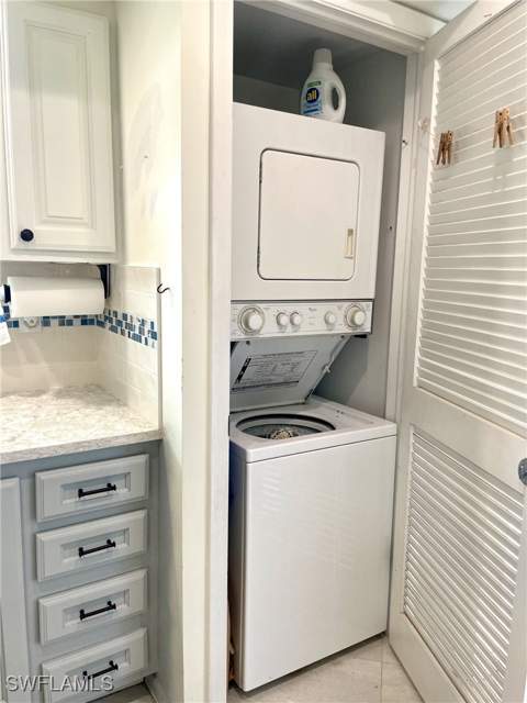 325 Charlemagne Blvd B207, Naples FL - photo 7 of 23