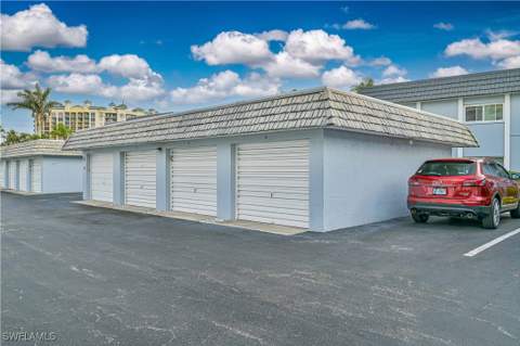 3390 N Key Dr 6, North Fort Myers FL - photo 6 of 26