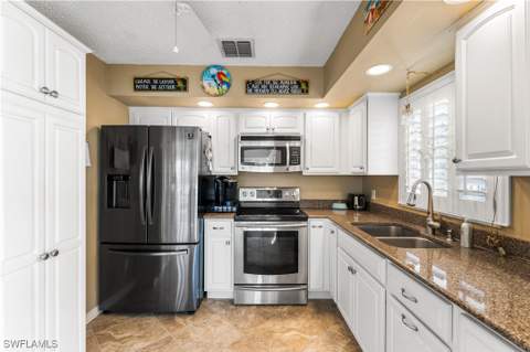 14983 Rivers Edge Ct 129, Fort Myers FL - photo 11 of 49