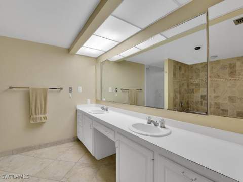 5260 S Landings Dr 805, Fort Myers FL - photo 22 of 36