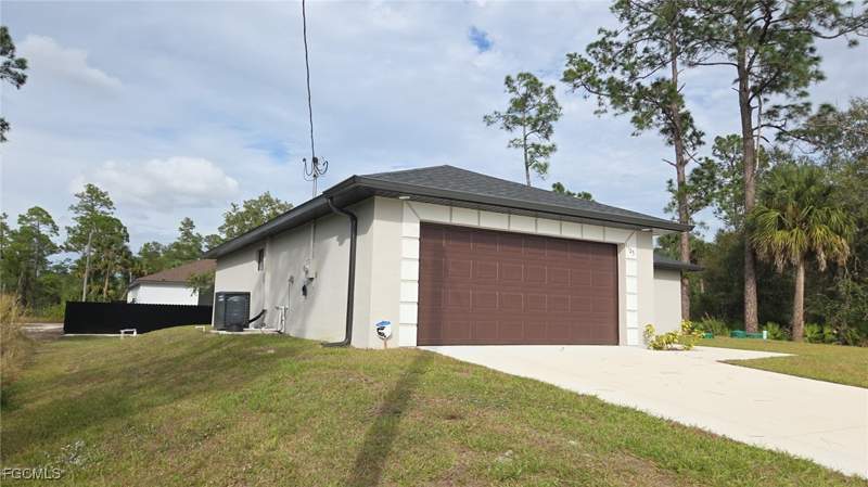 3 bedroom SingleFamilyResidence at 1125 Copley ST E, LEHIGH ACRES, Lehigh Acres — photo 3