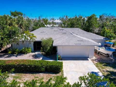 1113 Skiff Pl, Sanibel FL - photo 6 of 30
