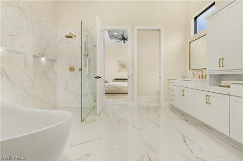 2527 Gleason Pkwy, Cape Coral FL - photo 13 of 49