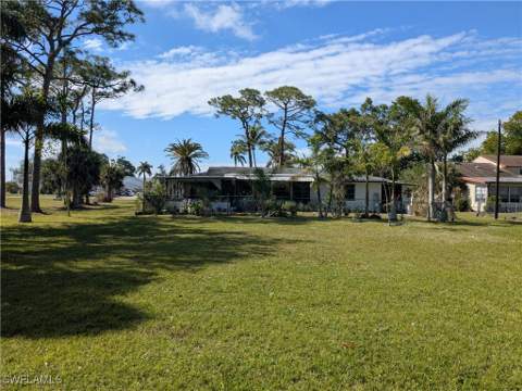 6759 Winkler Rd, Fort Myers FL - photo 7 of 19