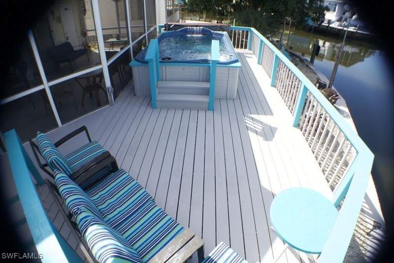 3 bedroom ManufacturedHome at 3140 Binnacle Ln, St James City, St James City — photo 3