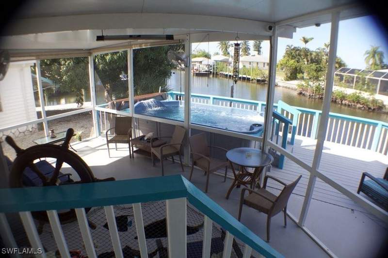 3 bedroom ManufacturedHome at 3140 Binnacle Ln, St James City, St James City — photo 4