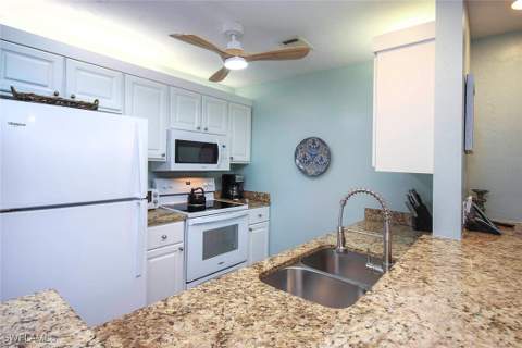 827 E Gulf Dr G7, Sanibel FL - photo 6 of 18