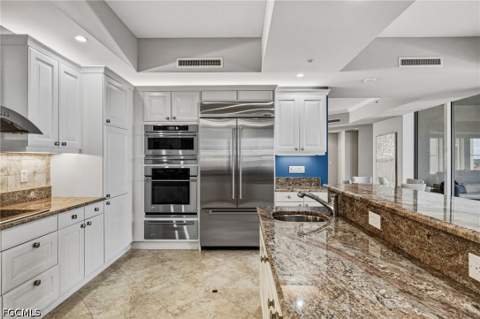 14270 Royal Harbour Ct 620, Fort Myers FL - photo 13 of 41