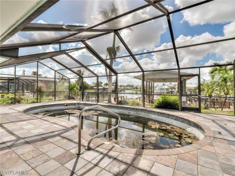 230 Randy Ln, Fort Myers Beach FL - photo 11 of 21