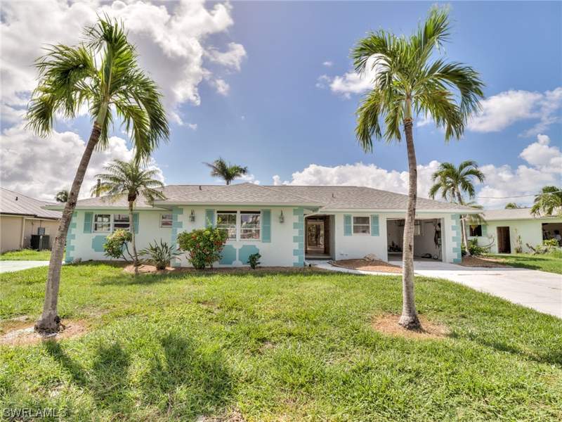 2 bedroom SingleFamilyResidence at 230 Randy Ln, Glenview, Fort Myers Beach — photo 2