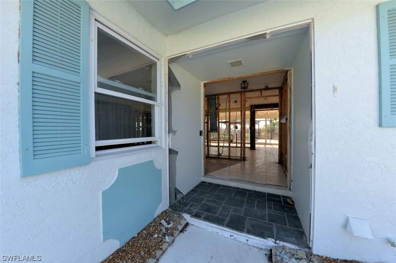 2 bedroom SingleFamilyResidence at 230 Randy Ln, Glenview, Fort Myers Beach — photo 4