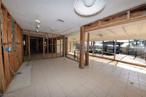 230 Randy Ln, Fort Myers Beach FL - photo 6 of 21