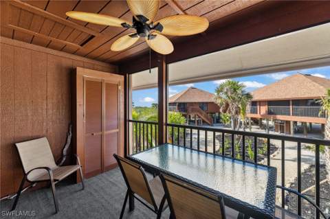 1811 Olde Middle Gulf Dr 10, Sanibel FL - photo 17 of 43