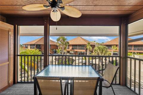 1811 Olde Middle Gulf Dr 10, Sanibel FL - photo 18 of 43