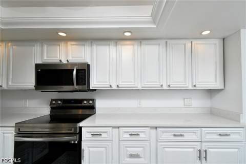 12521 Kelly Sands Way 29, Fort Myers FL - photo 11 of 48